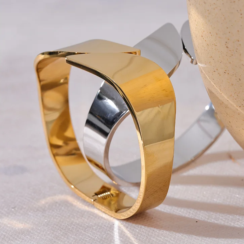 Pulseira Bracelete Irregular
