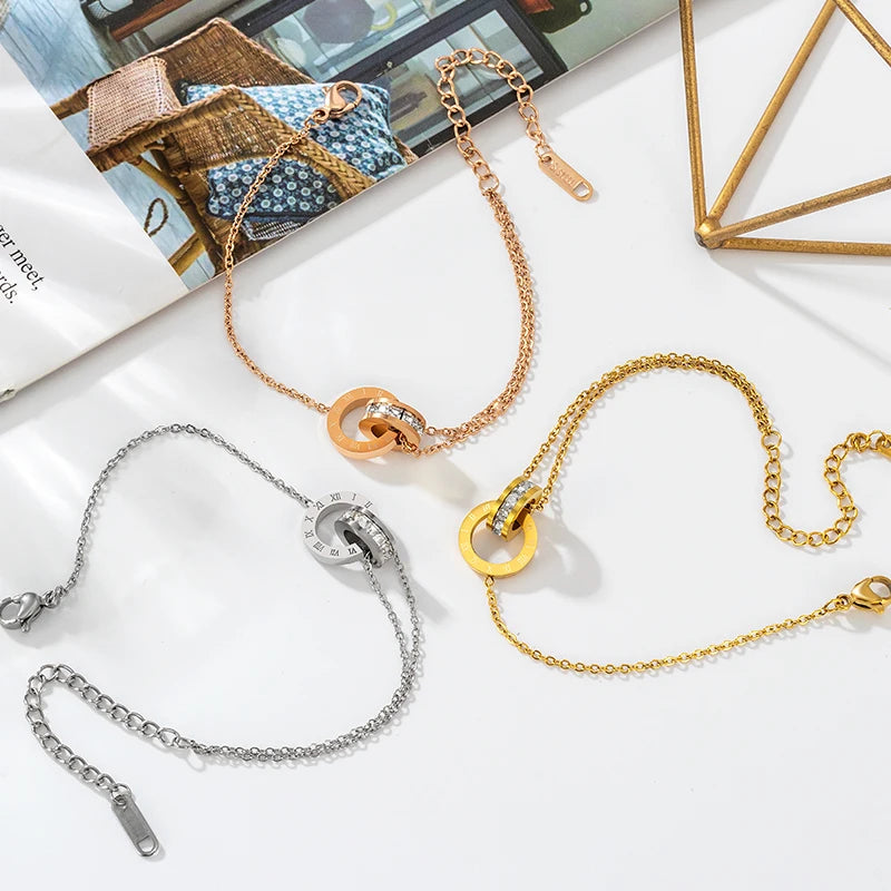 Conjunto Pingente Romano: Colar, Pulseira, Brinco