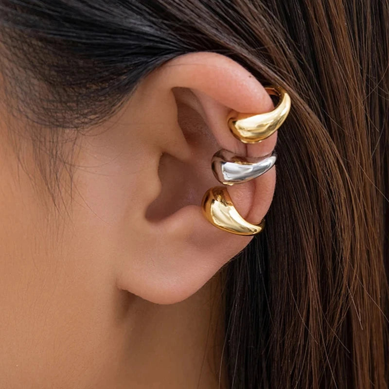 Brinco Ear Cuff Grosso Gota d'Água Vazada em Formato C