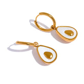 Brinco Hoop com Pingente de Abacate e Concha Natural