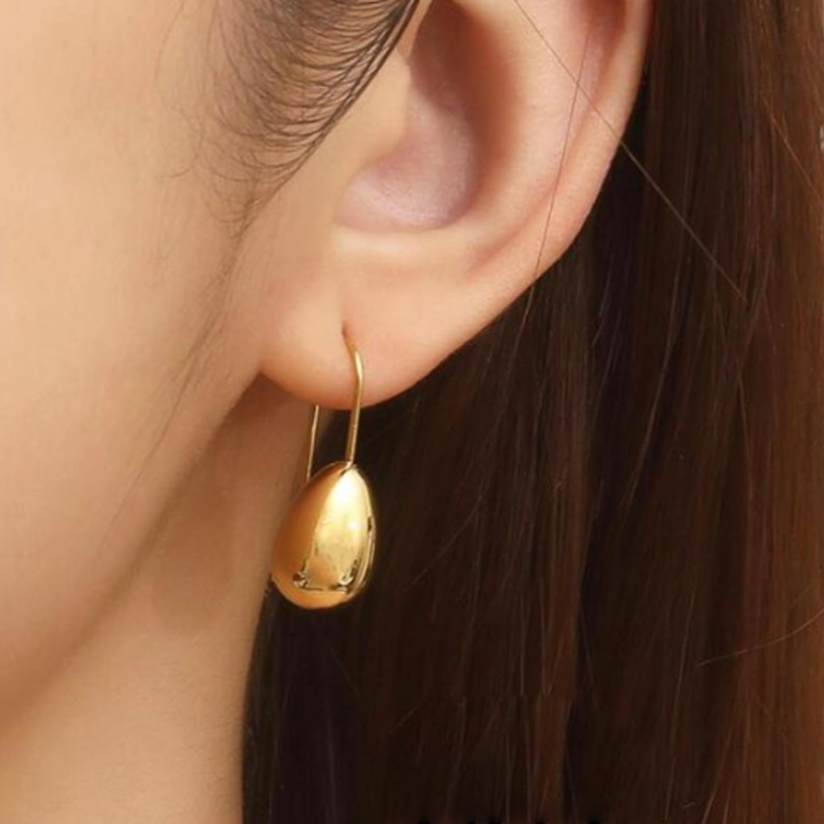 Brinco Gancho em Gota Lisa