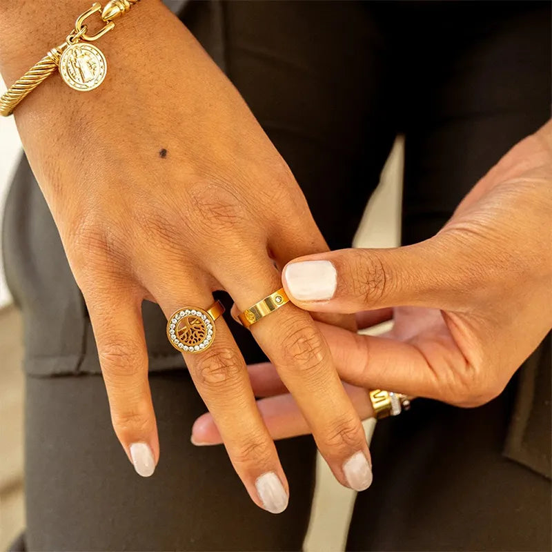 Anel Classic Cristal Inspiração Banhado em Ouro