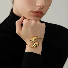 Pulseira Vazada Ajustável Gota Dupla