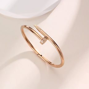 Pulseira Juste Un Clou Cravejada