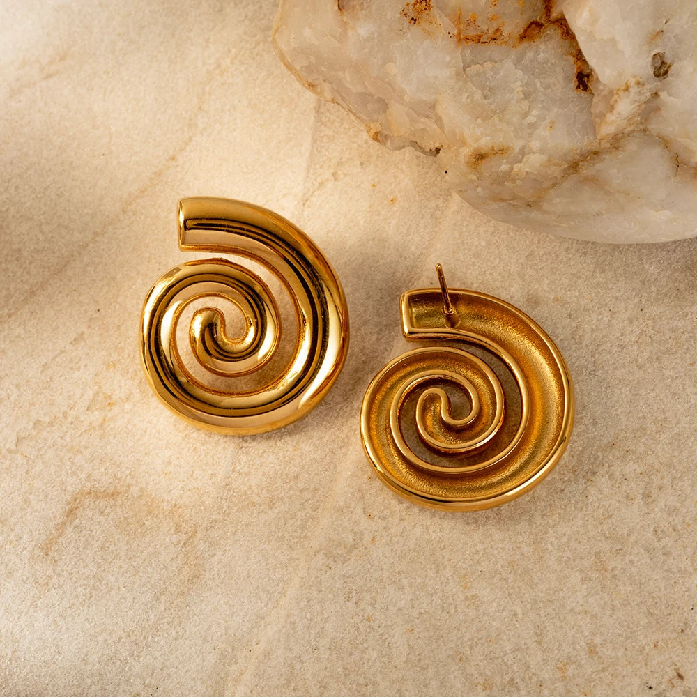 Brinco Caracol Hoop Vazado em Espiral