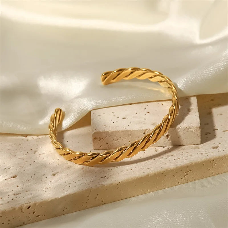 Pulseira Chunky de Corrente Cubana Entrelaçada