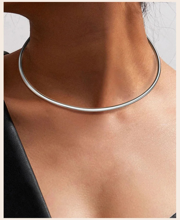 Colar de Gargantilha Neck Cuff