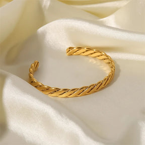 Pulseira Chunky de Corrente Cubana Entrelaçada