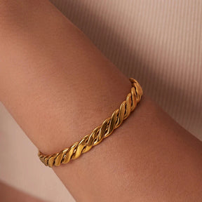 Pulseira Chunky de Corrente Cubana Entrelaçada