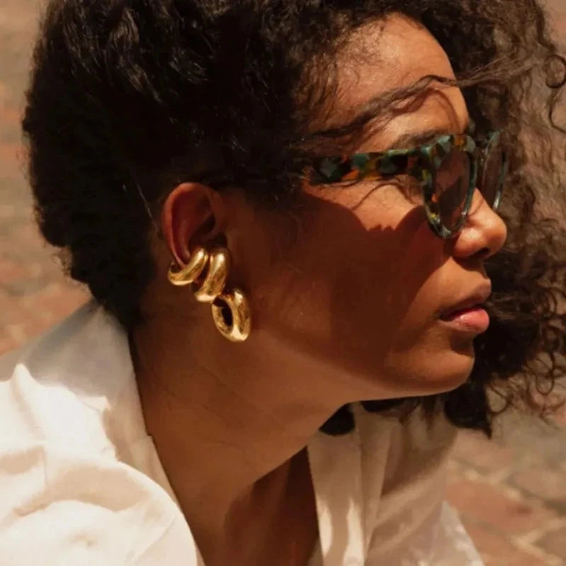 Brinco Estilo Ear Cuff com Furo Grosso com Design Circular