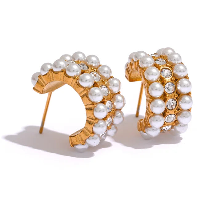 Brinco Argola Cravejada de Pérolas e Zircônias
