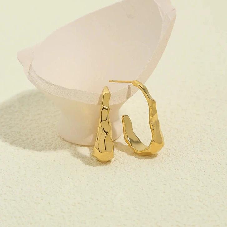 Brinco Argola Irregular - Beverly Joias