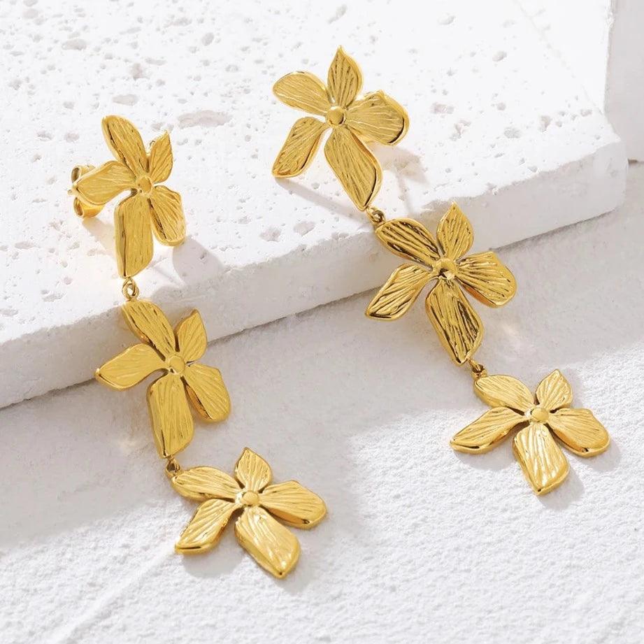 Brinco Flores Pendentes - Beverly Joias