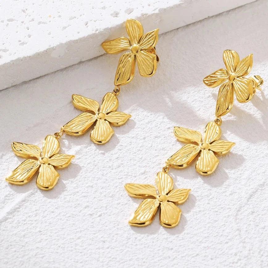 Brinco Flores Pendentes - Beverly Joias