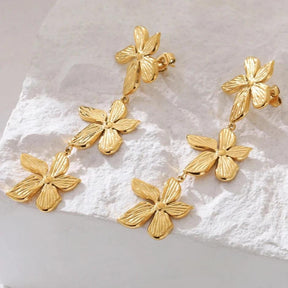 Brinco Flores Pendentes - Beverly Joias