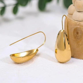 Brinco Gancho em Gota Lisa - Beverly Joias