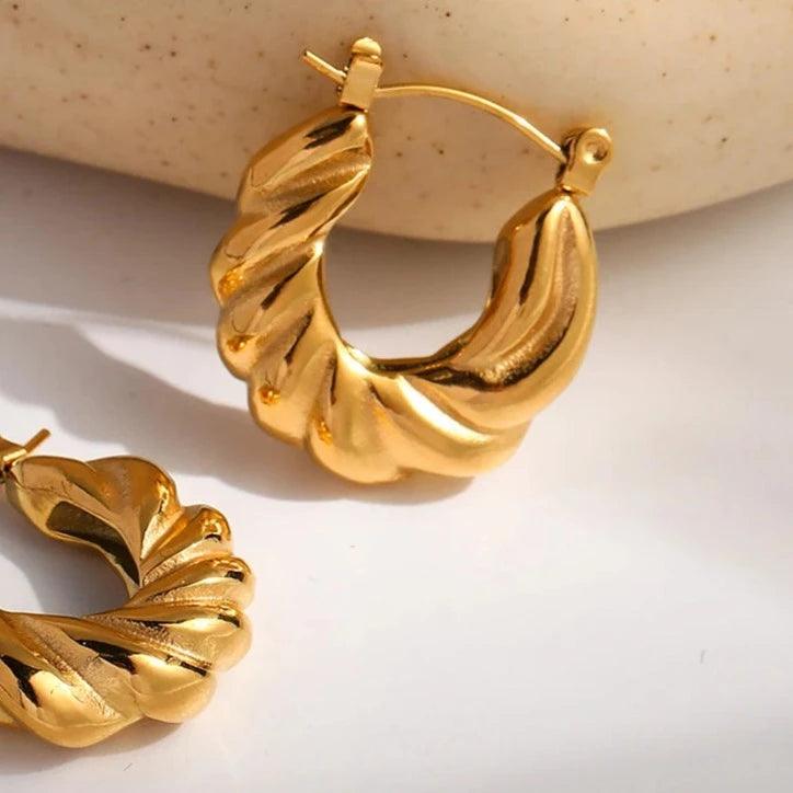 Brinco Ouro Torcido - Beverly Joias