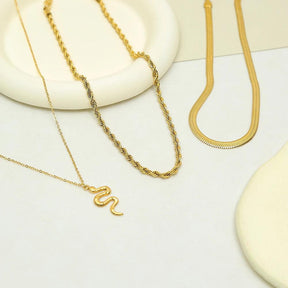 Colar Vintage Estilo Cobra - Beverly Joias