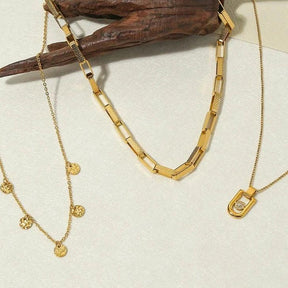 Colares com Pingentes Banhados a Ouro - Beverly Joias
