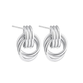 Brinco Minimalista com Pingente de Argola Dupla