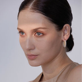 Brinco Afrodite Argola Perolada - Beverly Joias